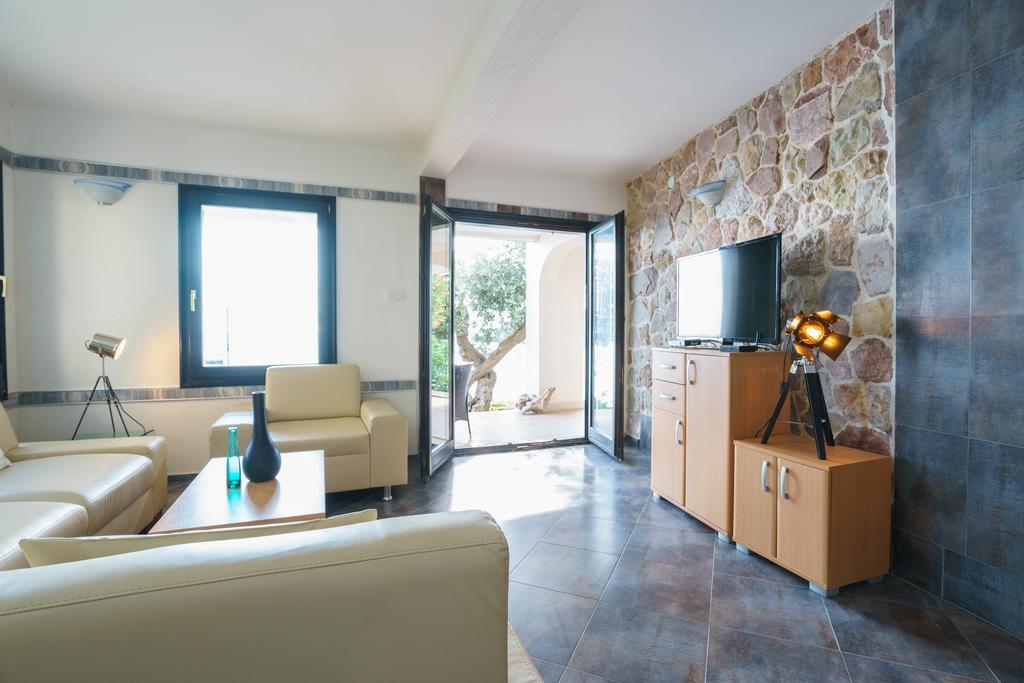 Apartments Zezelj Sveti Stefan Ngoại thất bức ảnh