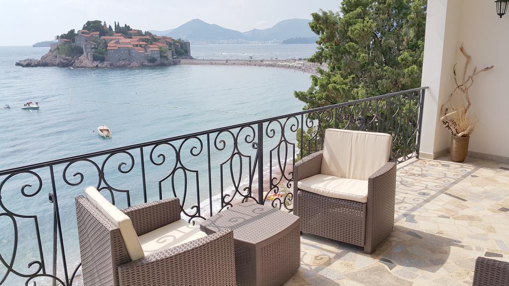 Apartments Zezelj Sveti Stefan Ngoại thất bức ảnh